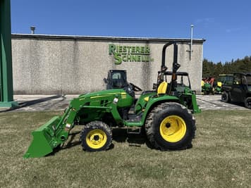 Main image John Deere 3032E
